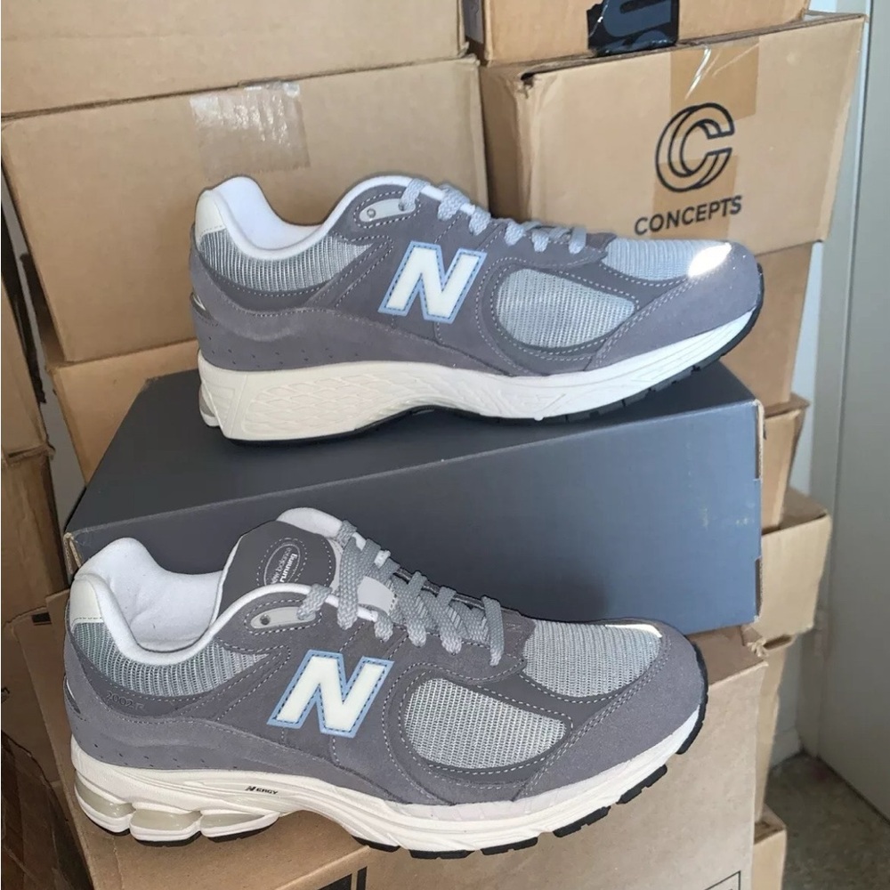 Brand New Men’s New Balance 2002R Magnet Lead Steel Blue M2002RFB Multiple Sizes